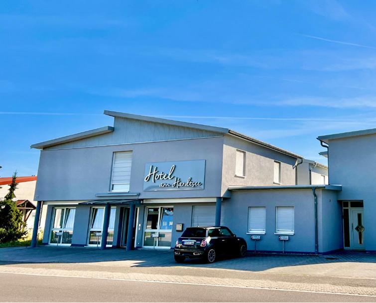 Hotel Am Hardtsee Ubstadt-Weiher 外观 照片