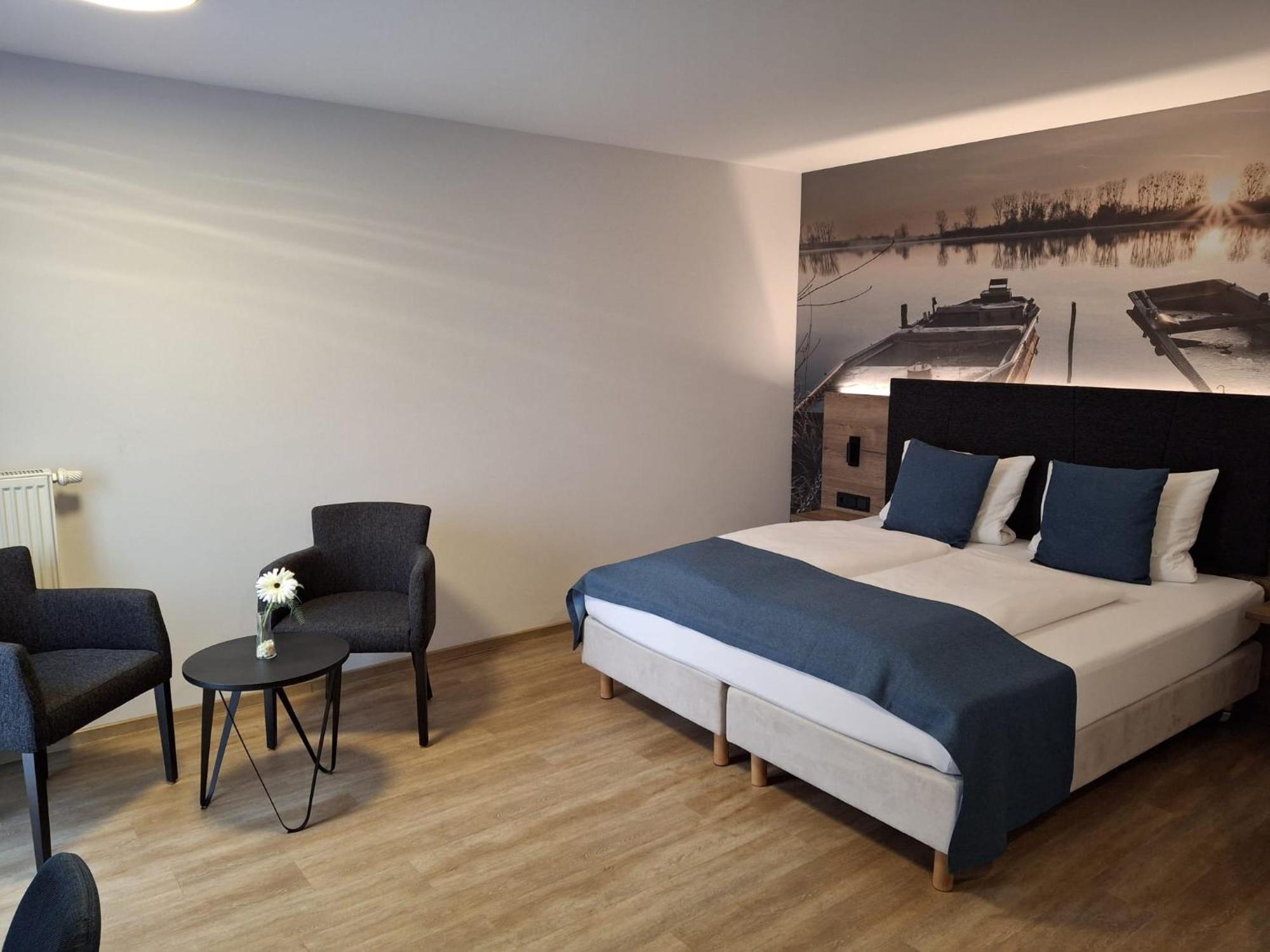 Hotel Am Hardtsee Ubstadt-Weiher 外观 照片