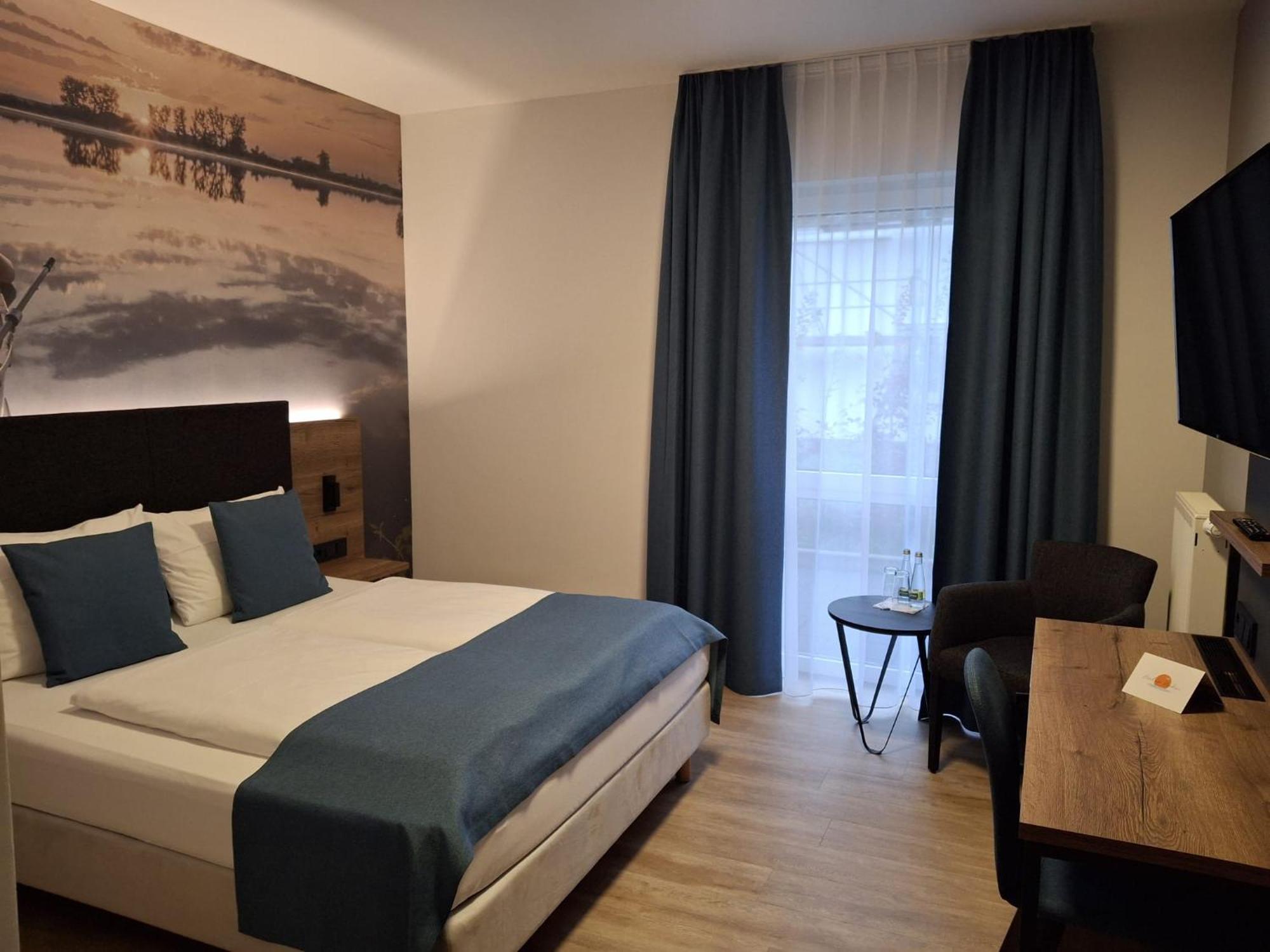 Hotel Am Hardtsee Ubstadt-Weiher 外观 照片
